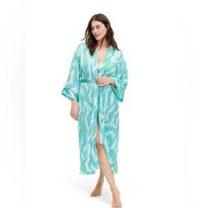 NWT; DVF Target Diane Von Furstenberg Long Satin Disco Zebra Green Robe🟢